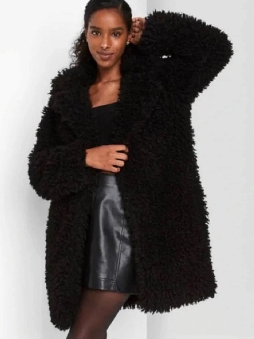 BNWT Wild Fable Black, Shaggy, Oversized Faux Fur Coat, Size S